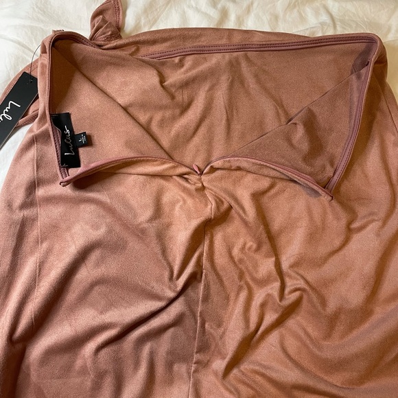 Lulu’s wrap skirt size large dusty rose - Picture 5 of 7